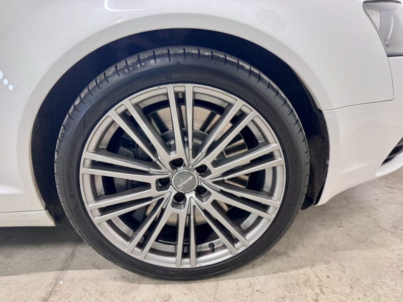 AUDI S6 Berline 5.2 V10 FSI 435ch Quattro Tiptronic