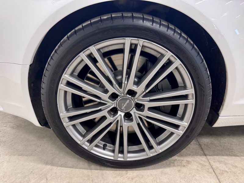 AUDI S6 Berline 5.2 V10 FSI 435ch Quattro Tiptronic