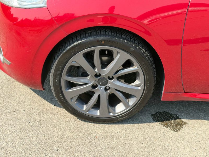 Peugeot 208 1.6 VTi 120ch Feline - Clim - Régulateur - Gps - Bluetooth - Révisée & Garantie 6 mois