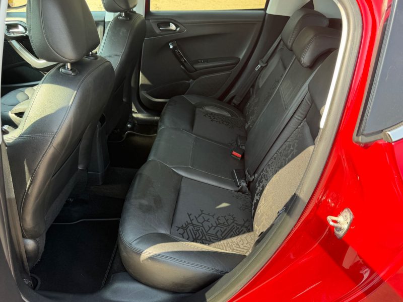 Peugeot 208 1.6 VTi 120ch Feline - Clim - Régulateur - Gps - Bluetooth - Révisée & Garantie 6 mois