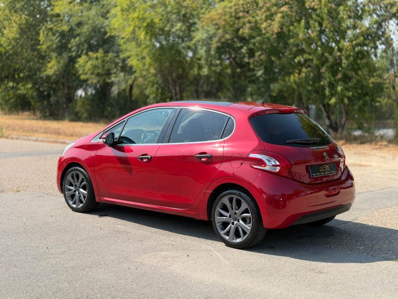 Peugeot 208 1.6 VTi 120ch Feline - Clim - Régulateur - Gps - Bluetooth - Révisée & Garantie 6 mois