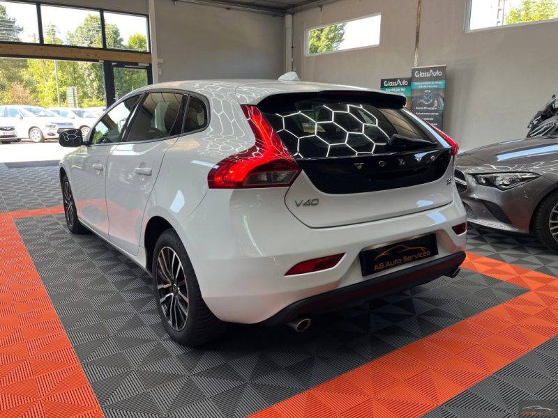 VOLVO V40 D2 120CV BUSINESS EDITION CAMERA 1ER MAIN SUIVIE COMPLET - GARANTIE 12 - 60 MOIS