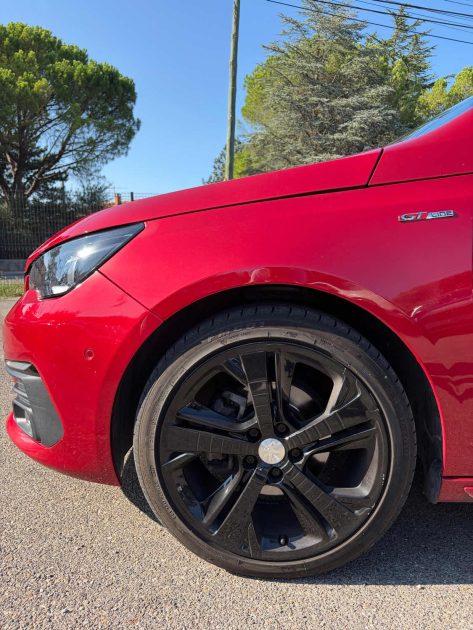 PEUGEOT 308 1.5 BLUE HDI 130 GT LINE / CAMERA / CARPLAY