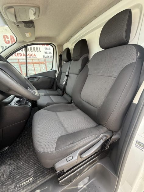 RENAULT TRAFIC L1H1 2.0 145