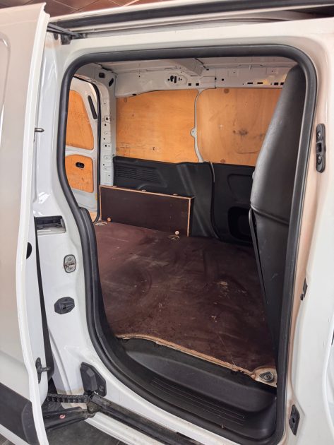 PEUGEOT PARTNER 1.5 BLUE HDI 100 TVA RECUPERABLE 3 PLACES ECRAN