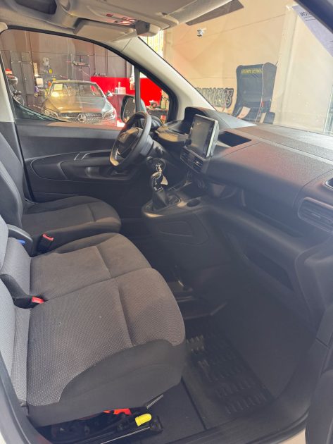 PEUGEOT PARTNER 1.5 BLUE HDI 100 TVA RECUPERABLE 3 PLACES ECRAN