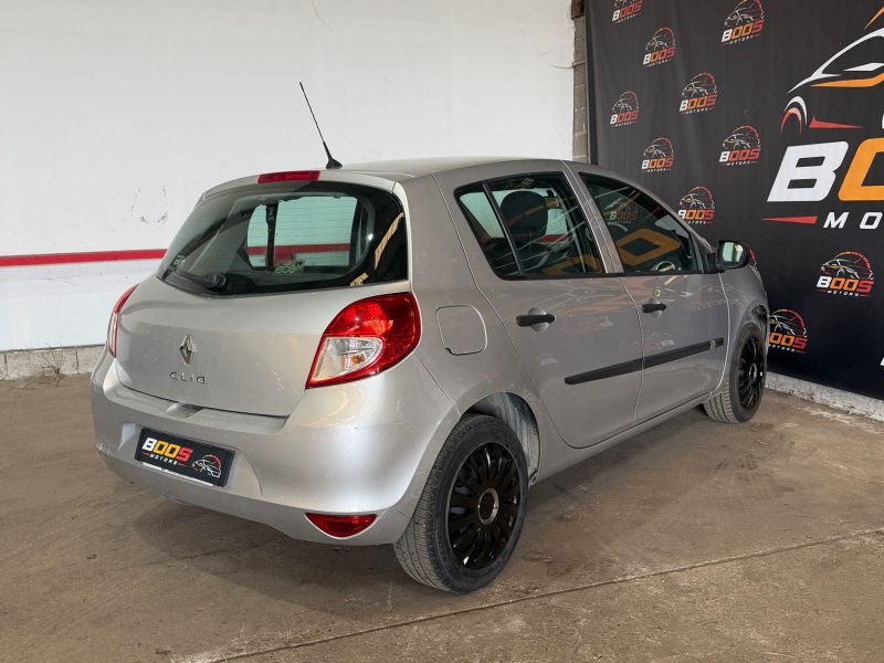 Renault Clio III 1.2 16v 75ch Alizé