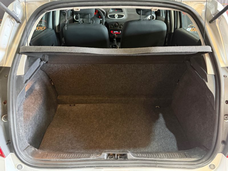 Renault Clio III 1.2 16v 75ch Alizé