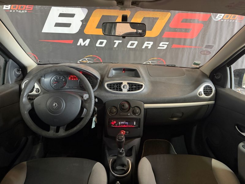 Renault Clio III 1.2 16v 75ch Alizé