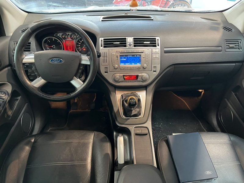 🚗 FORD KUGA 2.0 TDCi 136 Ch TREND 🌞 Toit panoramique • 📡 Radars de recul