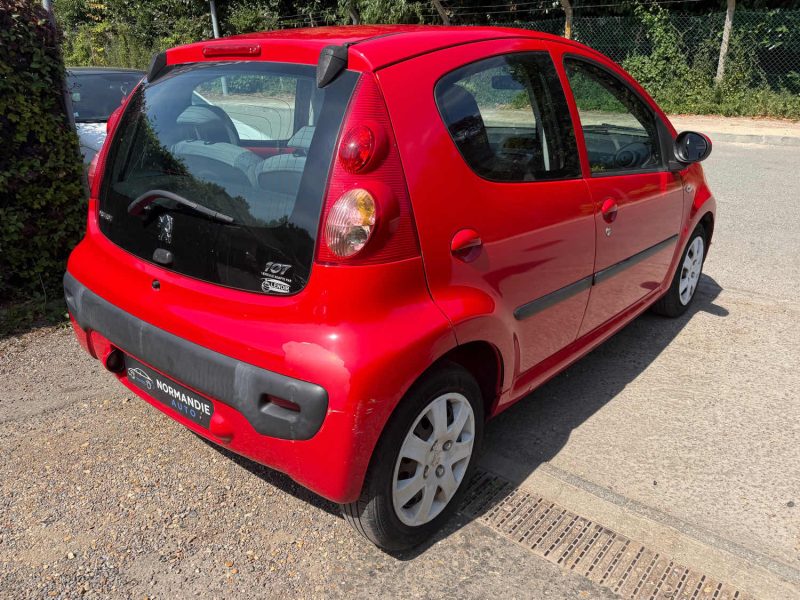 Peugeot 107 1.0E 12V Trendy 2-Tronic