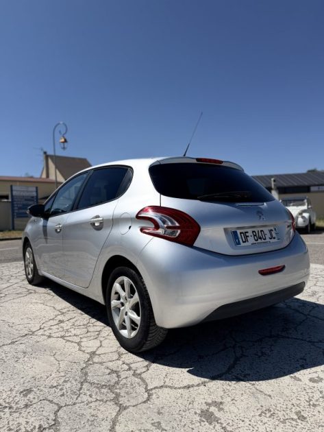 PEUGEOT 208 1.2 VTI 82 STYLE 2014