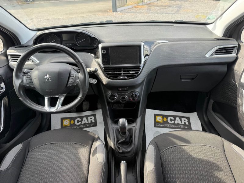 PEUGEOT 208 1.6 BLUE HDI 90 chx STYLE 2016