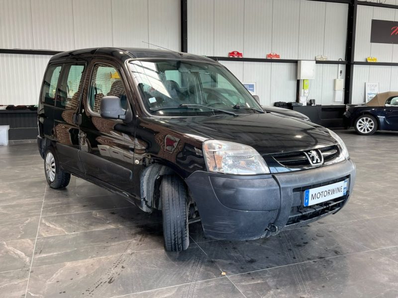 🚗 PEUGEOT PARTNER CONFORT 1.6 HDi 75 Ch 🔗 Attelage
