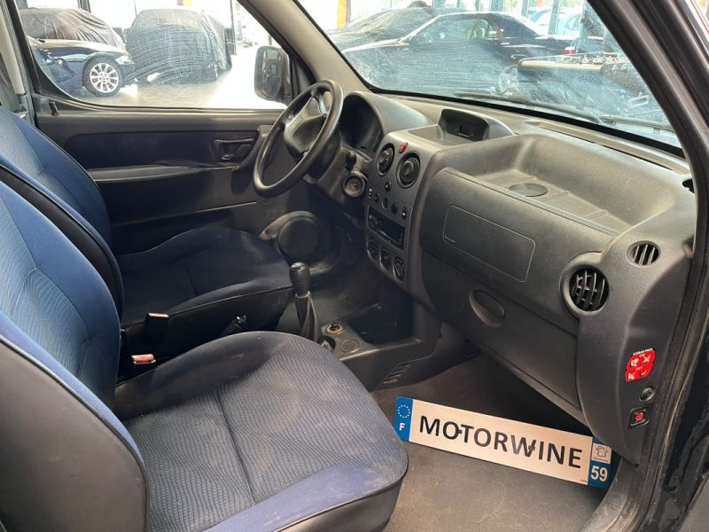 🚗 PEUGEOT PARTNER CONFORT 1.6 HDi 75 Ch 🔗 Attelage