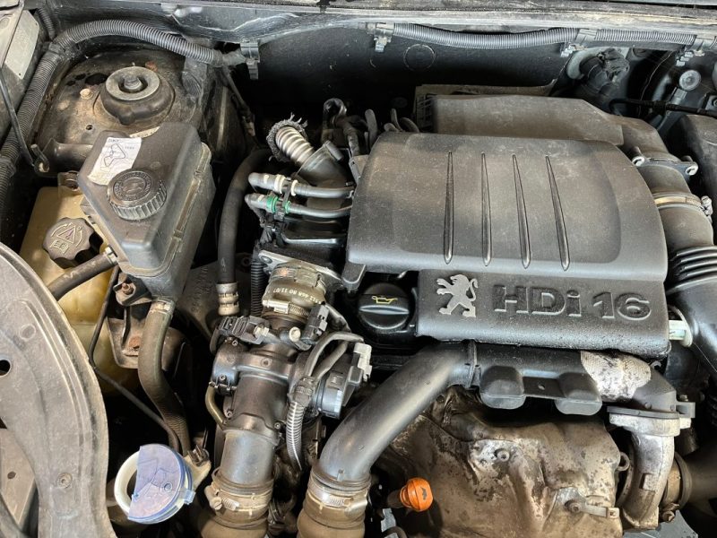 🚗 PEUGEOT PARTNER CONFORT 1.6 HDi 75 Ch 🔗 Attelage