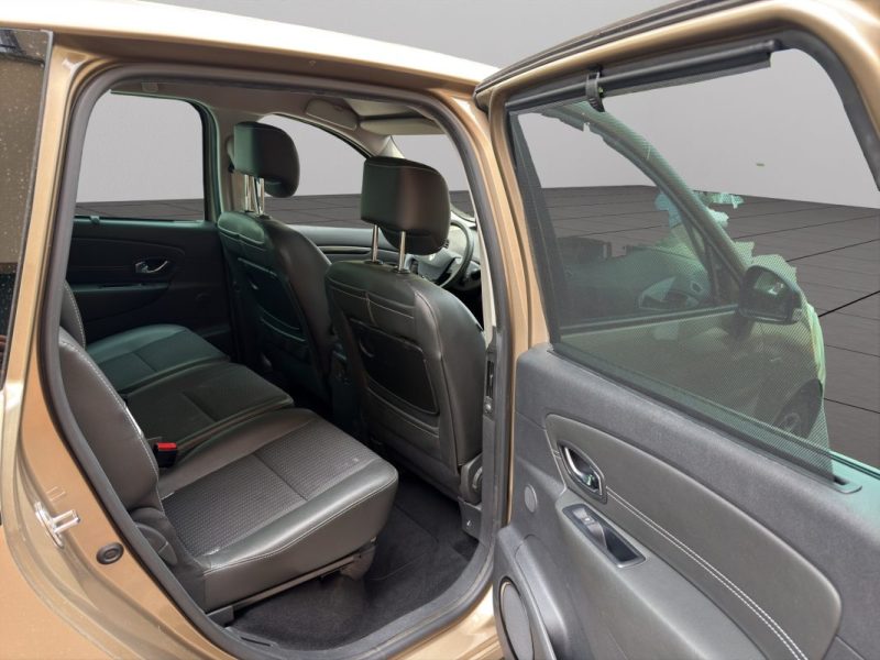 RENAULT SCENIC III 1.5 DCI 110 BOSE EDC