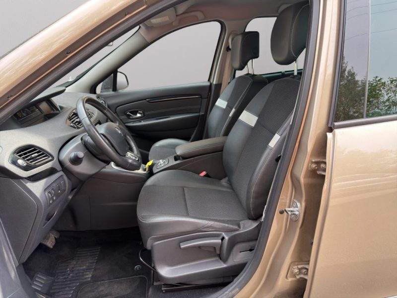 RENAULT SCENIC III 1.5 DCI 110 BOSE EDC