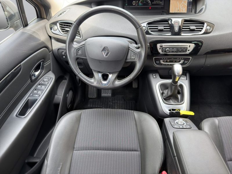 RENAULT SCENIC III 1.5 DCI 110 BOSE EDC