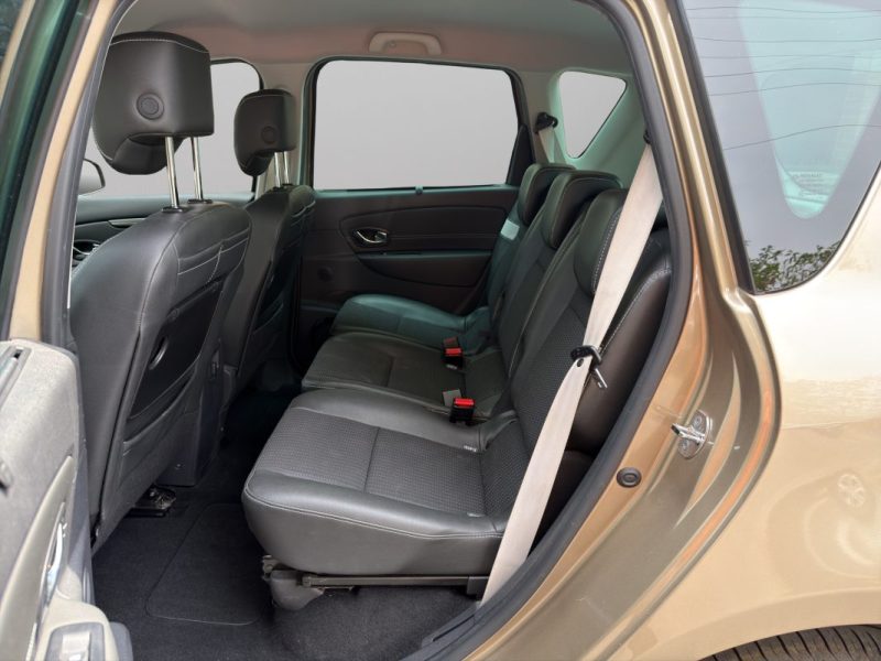 RENAULT SCENIC III 1.5 DCI 110 BOSE EDC