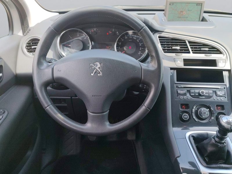 PEUGEOT 5008  1.6 HDI 115 ACTIVE 7PL