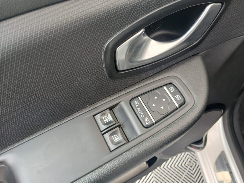 RENAULT CLIO 4   0.9i - TCE 90 CV   Limited 2018