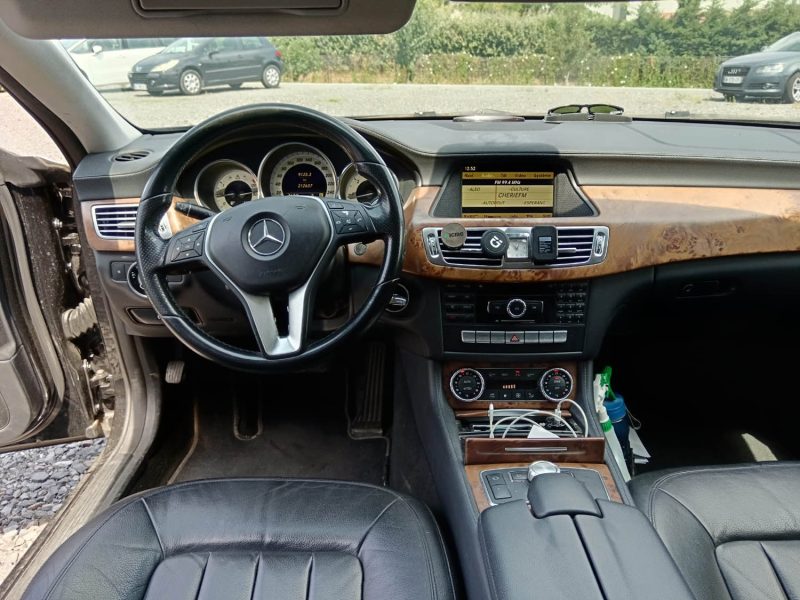 MERCEDES CLS 350 CDI BE PACK AMG TOIT OUVRANT / ENTRETIEN A JOUR