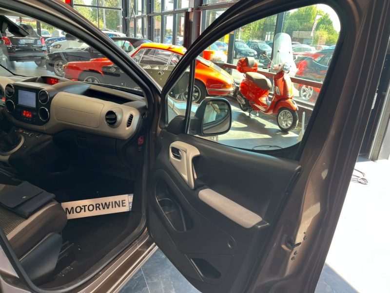🚗 PEUGEOT Partner 1.6 92 Ch ZENITH 🌞 Toits panoramiques • 📱 Apple CarPlay
