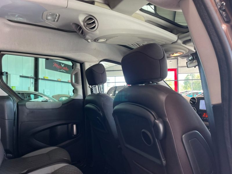🚗 PEUGEOT Partner 1.6 92 Ch ZENITH 🌞 Toits panoramiques • 📱 Apple CarPlay