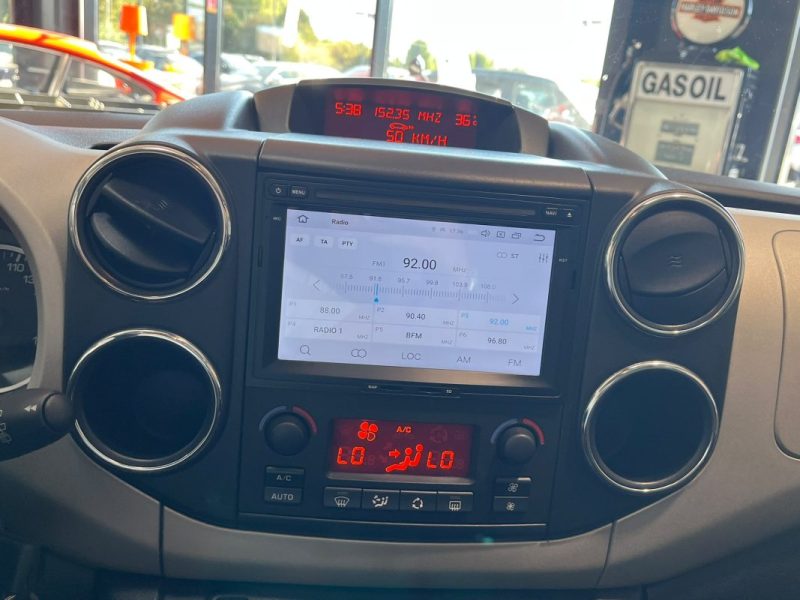 🚗 PEUGEOT Partner 1.6 92 Ch ZENITH 🌞 Toits panoramiques • 📱 Apple CarPlay