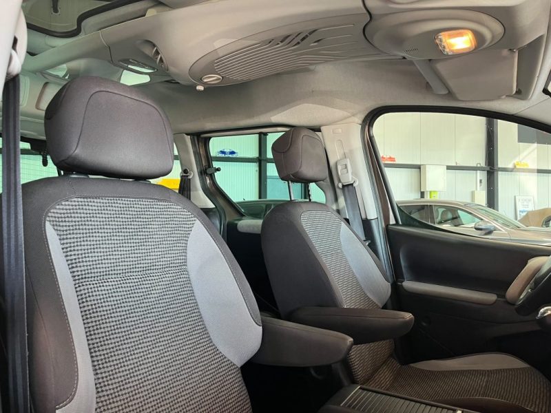 🚗 PEUGEOT Partner 1.6 92 Ch ZENITH 🌞 Toits panoramiques • 📱 Apple CarPlay