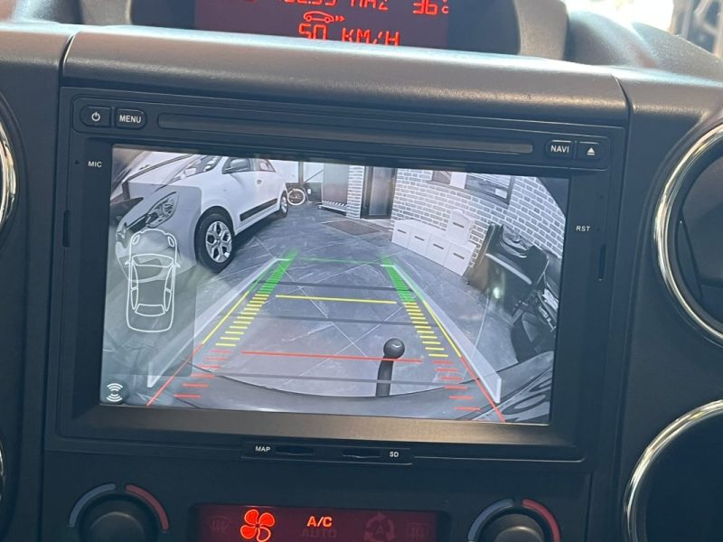 🚗 PEUGEOT Partner 1.6 92 Ch ZENITH 🌞 Toits panoramiques • 📱 Apple CarPlay
