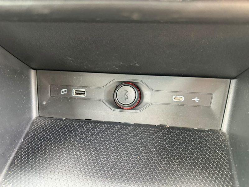 M.G. MG3 1.5 HYBRID+ 195 COMFORT PLUS fbl kma état neuf