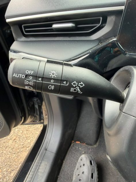 M.G. MG3 1.5 HYBRID+ 195 COMFORT PLUS fbl kma état neuf