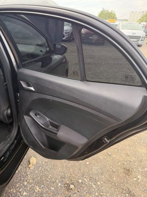 M.G. MG3 1.5 HYBRID+ 195 COMFORT PLUS fbl kma état neuf