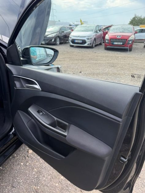 M.G. MG3 1.5 HYBRID+ 195 COMFORT PLUS fbl kma état neuf