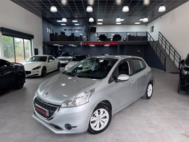 PEUGEOT 208 1.4 HDI 70cv /⭐️ SUIVIE COMPLET / FACTURE⭐️DISTRIBUTION FACTURE 