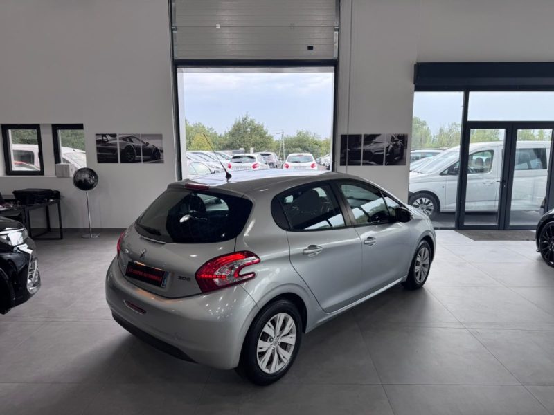 PEUGEOT 208 1.4 HDI 70cv /⭐️ SUIVIE COMPLET / FACTURE⭐️DISTRIBUTION FACTURE 