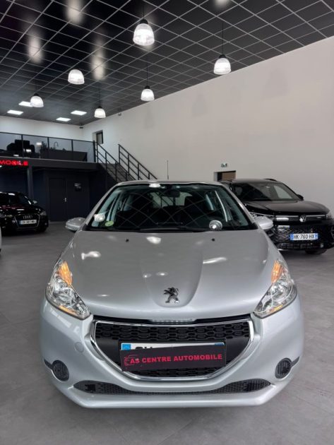 PEUGEOT 208 1.4 HDI 70cv /⭐️ SUIVIE COMPLET / FACTURE⭐️DISTRIBUTION FACTURE 