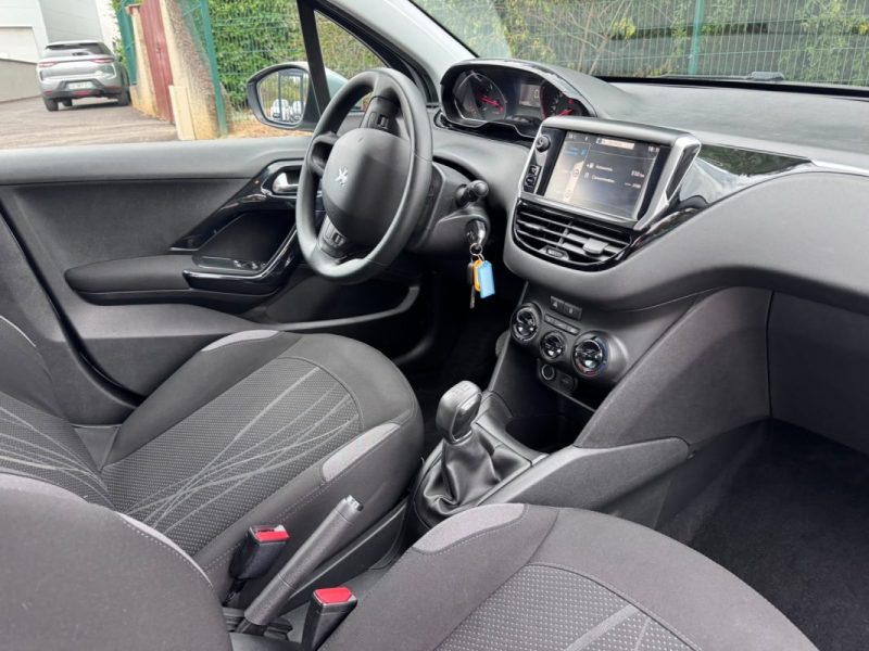 PEUGEOT 208 1.4 HDI 70cv /⭐️ SUIVIE COMPLET / FACTURE⭐️DISTRIBUTION FACTURE 