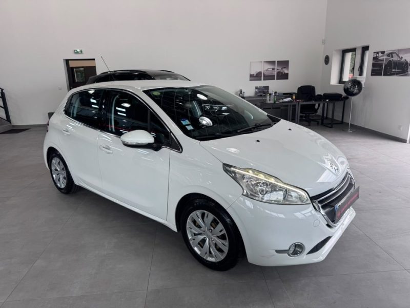 PEUGEOT 208 1.4 HDI 70cv GPS / 107 000km / ✅distri neuf / ✅SUIVIE COMPLET AVEC FACTURE
