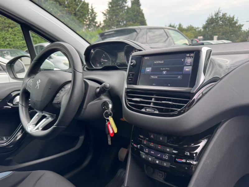 PEUGEOT 208 1.4 HDI 70cv GPS / 107 000km / ✅distri neuf / ✅SUIVIE COMPLET AVEC FACTURE