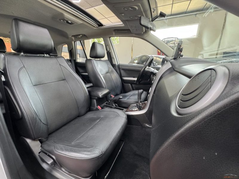 SUZUKI GRAND VITARA II 2.0 VVT 140CV  LUXE BVA  - GARANTIE 12 - 60 MOIS 2006
