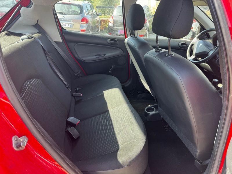 PEUGEOT 206 + 1.4 73 CH URBAN MOVE 2011