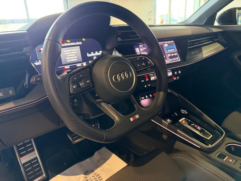 AUDI A3 35 TDI 150 S TRONIC S-LINE / TOIT OUVRANT 