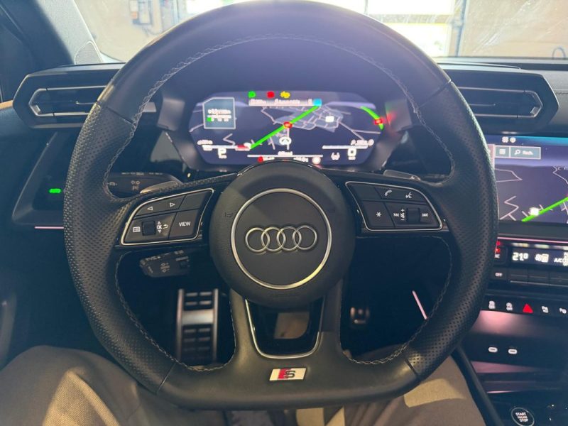 AUDI A3 35 TDI 150 S TRONIC S-LINE / TOIT OUVRANT 