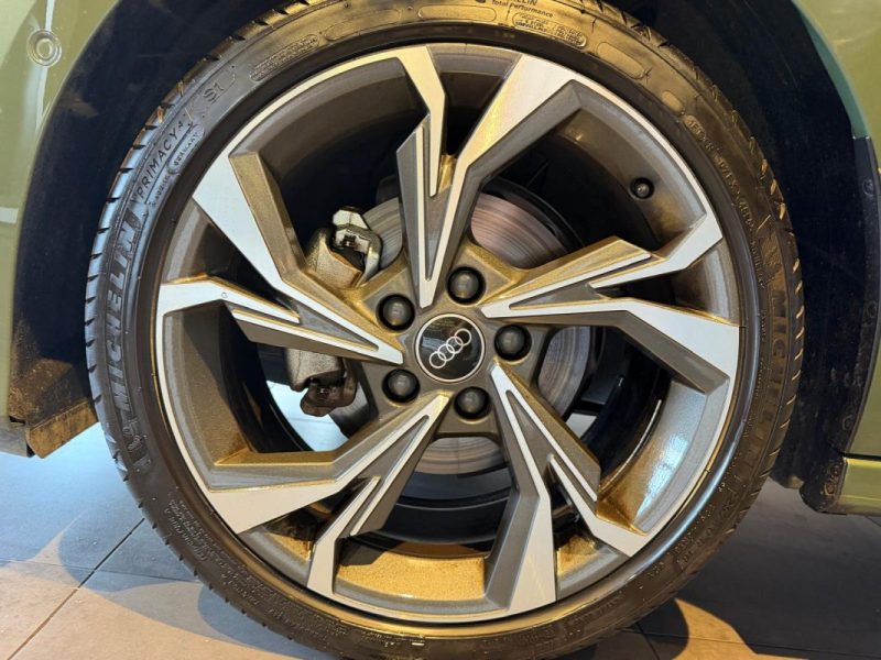 AUDI A3 35 TDI 150 S TRONIC S-LINE / TOIT OUVRANT 