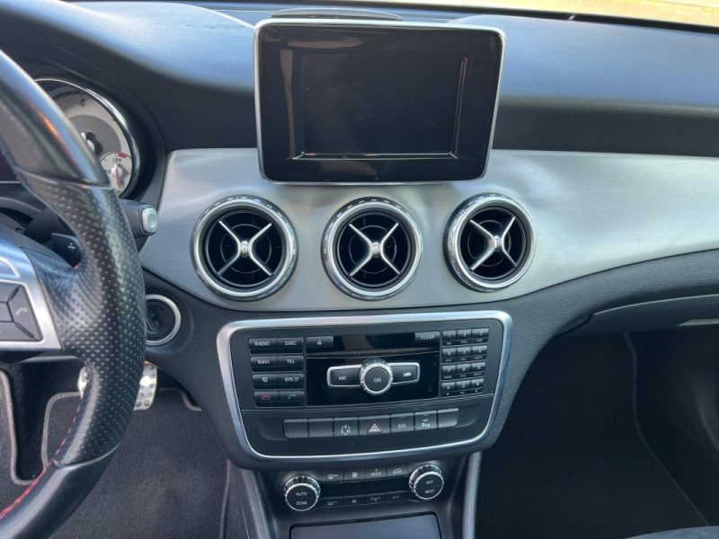 MERCEDES GLA 220 CDI 170 ch FASCINATION PACK AMG 7G-DCT