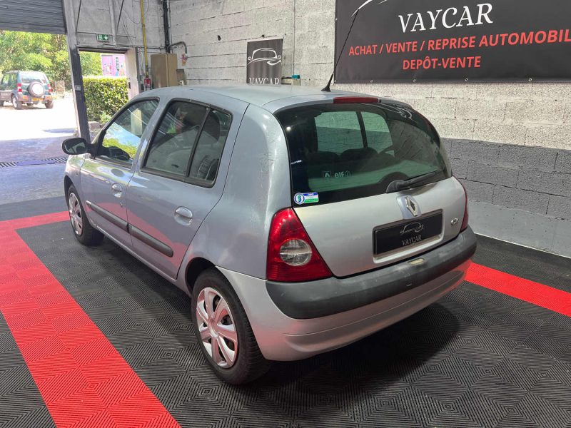 RENAULT CLIO 2 LUXE PRIVILEGE 1.4 16V 98Ch , Climatisation, Régulateur de Vitesse, Garantie