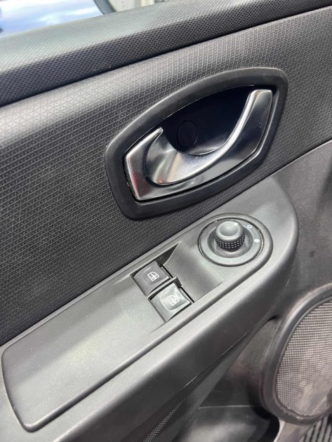 RENAULT CLIO IV TCE 90 GRAPHITE, Régulateur de Vitesse, Sièges Chauffants